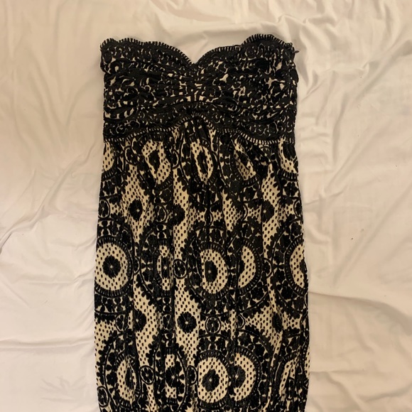 Diane Von Furstenberg black/white lace dress - Picture 3 of 3